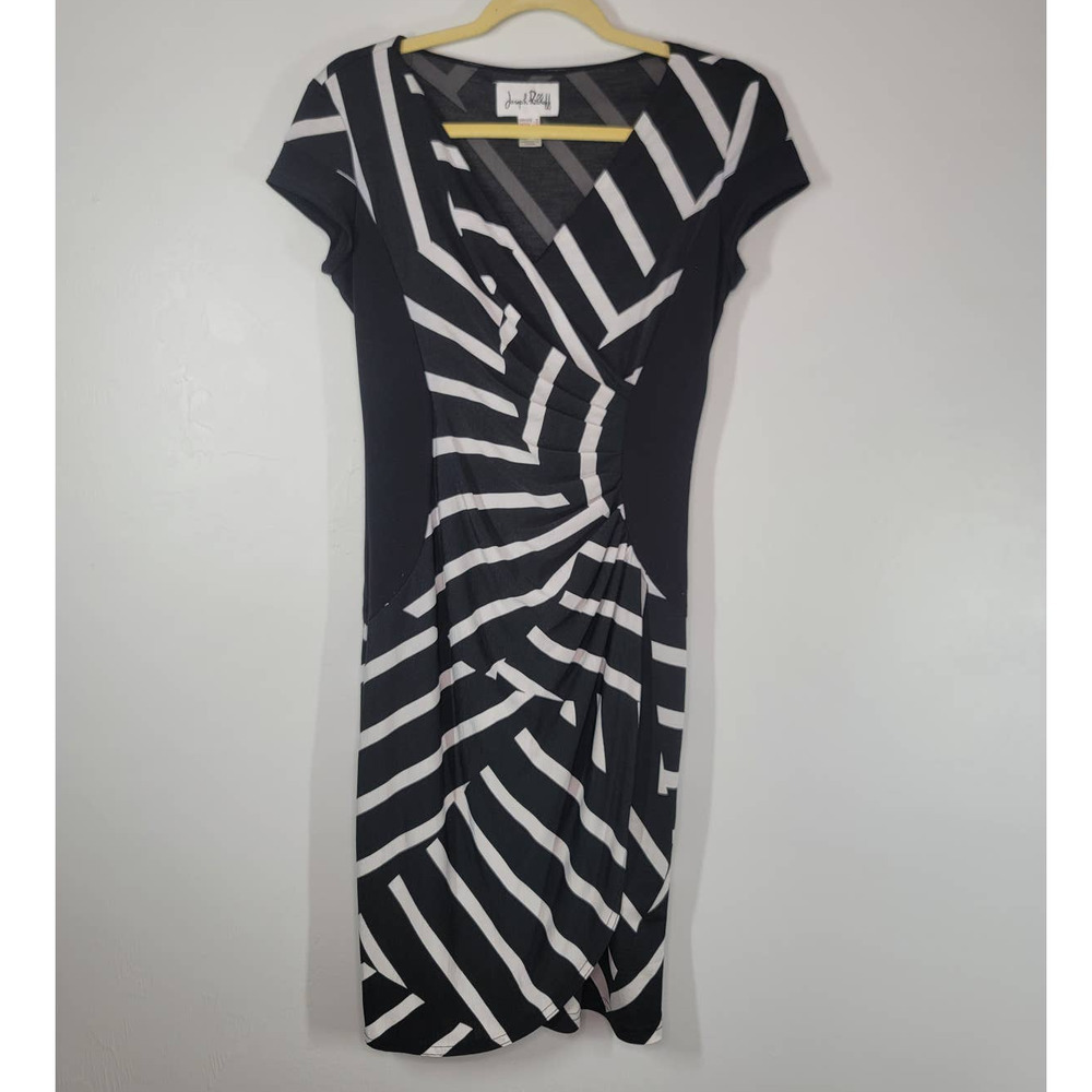 Joseph Ribkoff Bodycon Dress Size 6 V-Neck Short Sleeve Striped Pleated Side